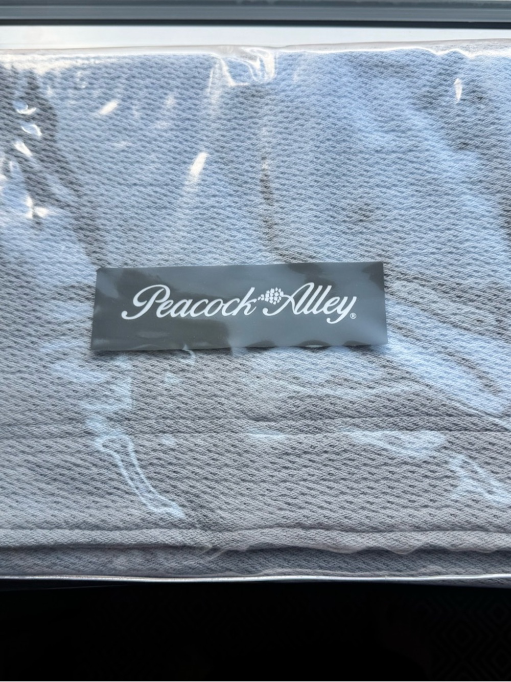 Peacock Alley “Angie” Blue Matelasse Twin/Twin XL Coverlet and 2 Standard Shams - Picture 6 of 7